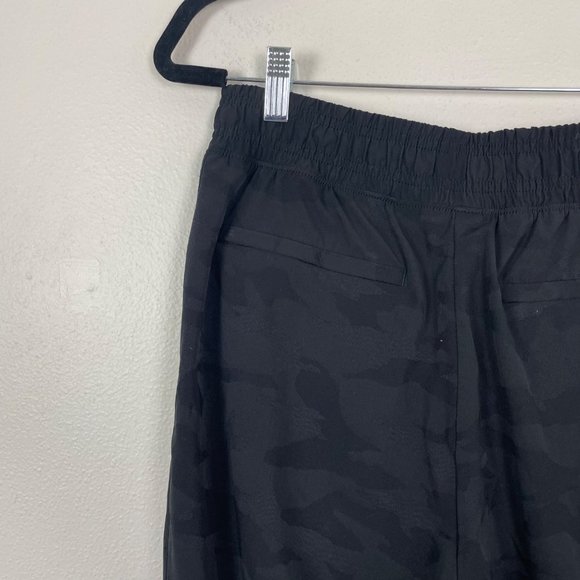 Athleta Woman's Sz 4 Black Brooklyn Textured Lined Jogger Camo Lux Travel - Picture 10 of 12